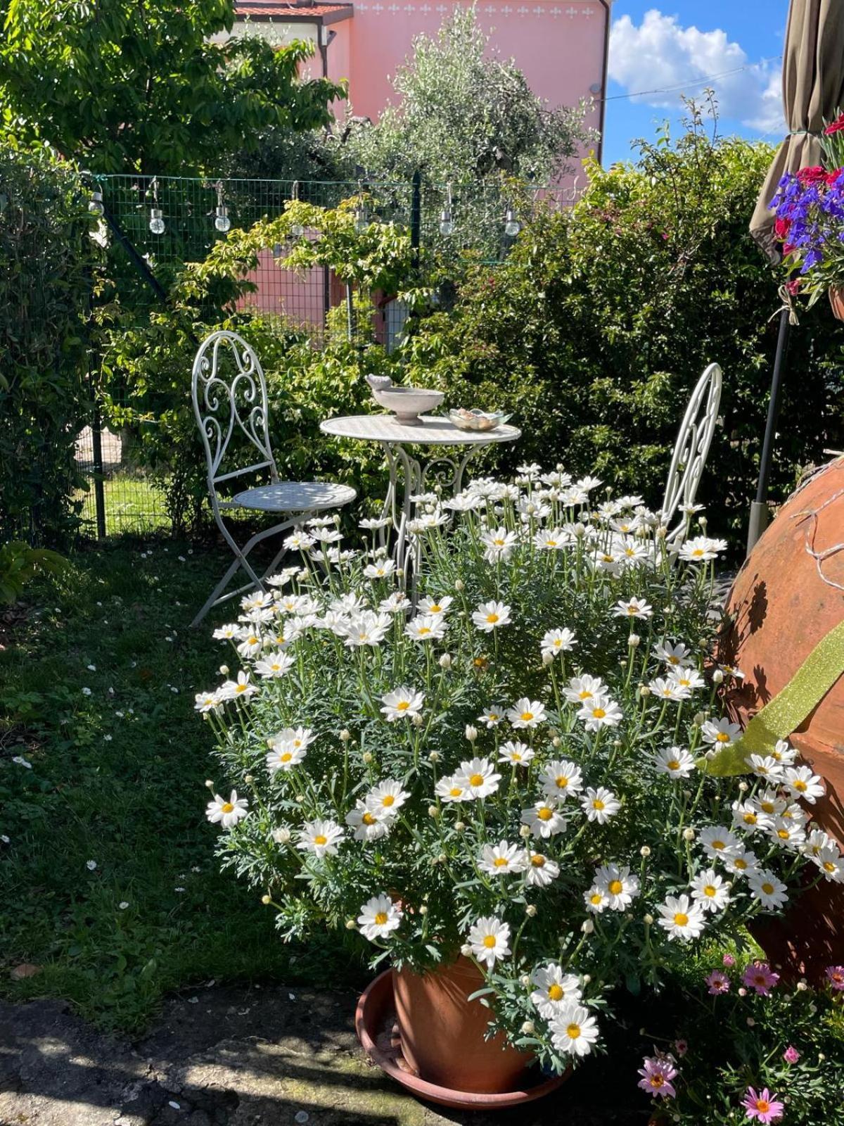 Annali Casa Vacanze - Shabby Style Nella Natura 라스페치아 외부 사진